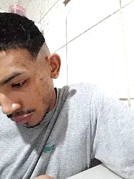 Mineirinho043 online show from March 17, 3:03 am