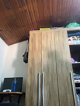 Mineirinho043 online show from March 10, 1:43 pm