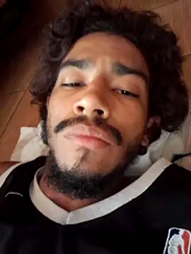 Mineirinho043 online show from December 5, 6:28 pm