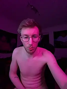 ItsMeLumisch online show from February 24, 4:46 am