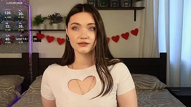 Kira Jin online show from February 14, 7:30 am