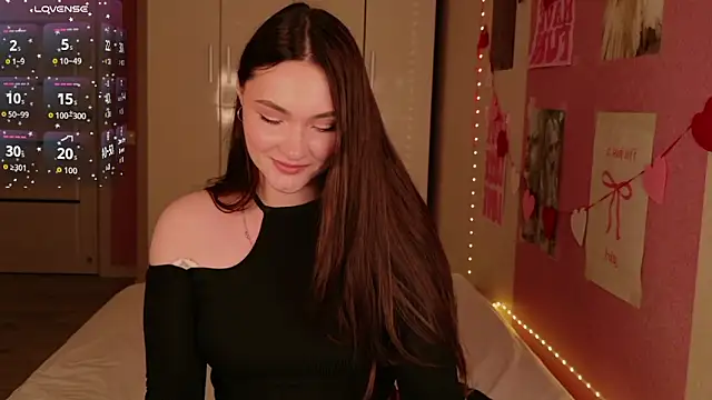 Kira Jin online show from March 19, 1:11 pm