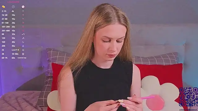 Snapshot of soft_babe chatting on June 9, 8:54 pm soft babe online show from June 9, 8:54 pm
