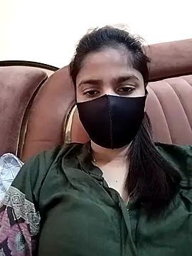 fuungirl38 online show from March 29, 5:31 am