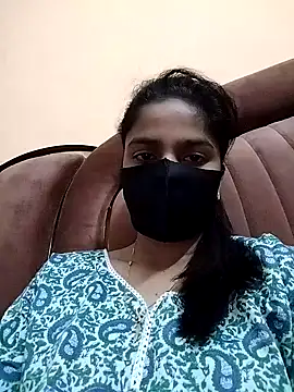 fuungirl38 online show from April 4, 6:36 pm