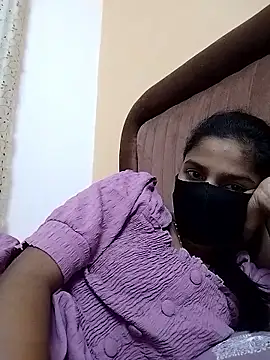 fuungirl38 online show from April 11, 8:56 pm