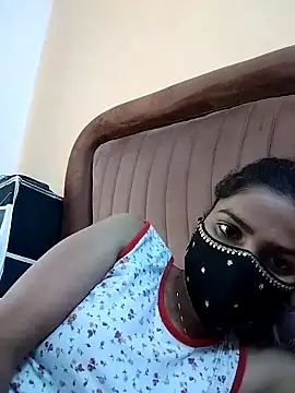 fuungirl38 online show from May 12, 8:21 am