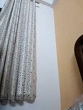 fuungirl38 online show from December 4, 5:23 pm