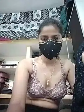 Snapshot of fuungirl38 chatting on July 18, 6:11 am fuungirl38 online show from July 18, 6:11 am