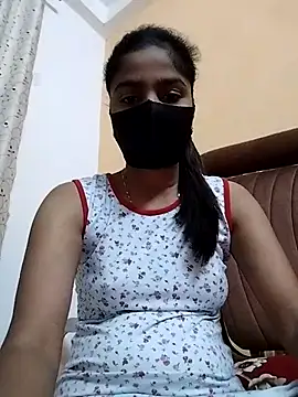 fuungirl38 online show from April 8, 3:13 pm