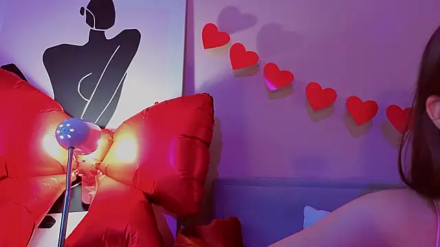 Mia Luw online show from February 17, 3:26 am