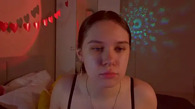 Mia Luw online show from March 3, 3:57 am