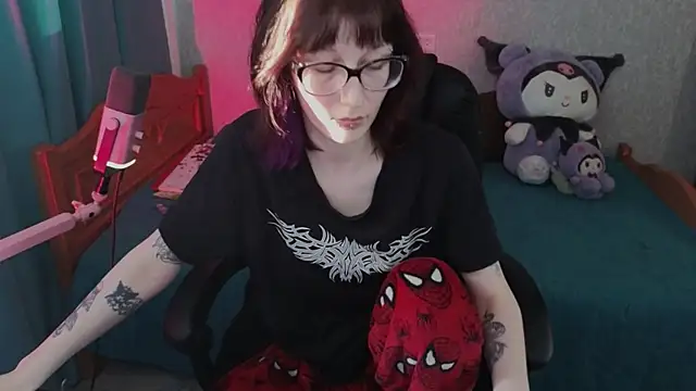 Snapshot of lissaros chatting on June 11, 3:53 pm lissaros online show from June 11, 3:53 pm