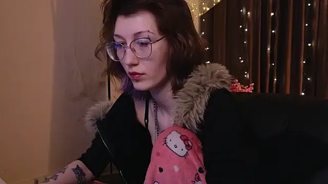 Snapshot of lissaros chatting on January 10, 12:11 pm lissaros online show from January 10, 12:11 pm