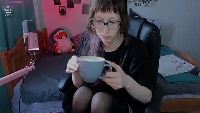 lissaros online show from March 28, 10:16 am