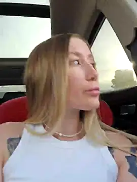 Snapshot of Pussy_Drive03 chatting on March 13, 10:36 am Pussy Drive03 online show from March 13, 10:36 am