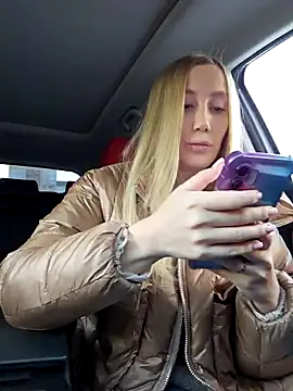 Snapshot of Pussy_Drive03 chatting on December 1, 4:24 am Pussy Drive03 online show from December 1, 4:24 am