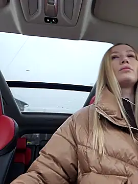 Snapshot of Pussy_Drive03 chatting on November 27, 4:02 am Pussy Drive03 online show from November 27, 4:02 am