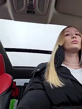 Snapshot of Pussy_Drive03 chatting on November 11, 3:12 am Pussy Drive03 online show from November 11, 3:12 am