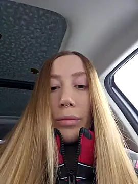 Snapshot of Pussy_Drive03 chatting on October 9, 3:29 am Pussy Drive03 online show from October 9, 3:29 am