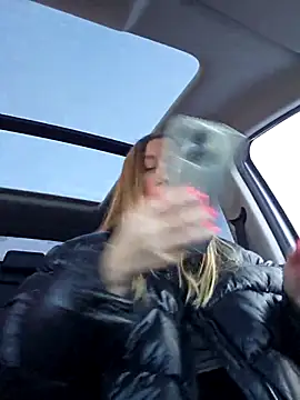 Snapshot of Pussy_Drive03 chatting on October 11, 4:02 am Pussy Drive03 online show from October 11, 4:02 am