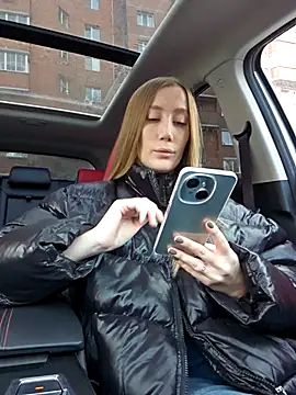 Snapshot of Pussy_Drive03 chatting on October 31, 2:19 am Pussy Drive03 online show from October 31, 2:19 am