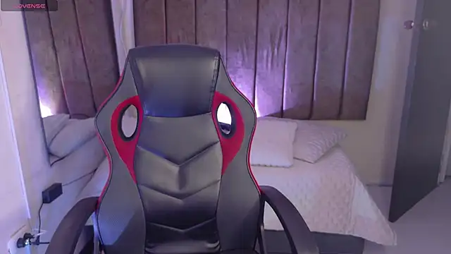 Alektra bryce online show from November 9, 7:40 pm