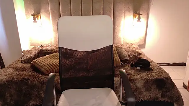 Alektra bryce online show from September 30, 7:42 pm