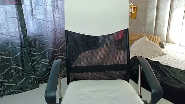 Alektra bryce online show from September 18, 8:12 pm