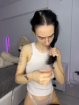 Celine Roxelle online show from March 9, 9:51 pm