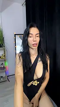 Celine Roxelle online show from July 13, 6:29 pm