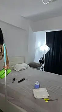 Celine Roxelle online show from July 29, 6:29 pm