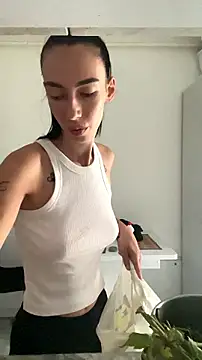 Celine Roxelle online show from July 21, 11:55 am
