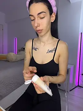 Celine Roxelle online show from March 20, 9:16 pm