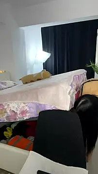 Celine Roxelle online show from August 1, 5:11 pm