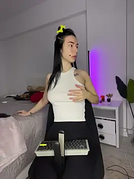 Celine Roxelle online show from January 17, 3:59 pm