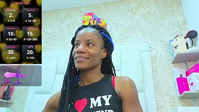 Snapshot of dafnnelewis chatting on June 15, 12:16 pm dafnnelewis online show from June 15, 12:16 pm