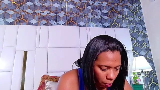 Snapshot of cattaleya_get chatting on October 11, 2:07 pm cattaleya get online show from October 11, 2:07 pm