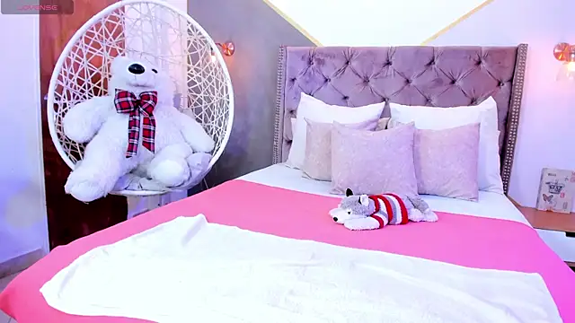 Snapshot of cattaleya_get chatting on March 6, 11:58 am cattaleya get online show from March 6, 11:58 am