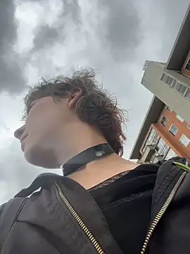 Snapshot of Maggie_Geller chatting on November 14, 4:10 pm Maggie Geller online show from November 14, 4:10 pm