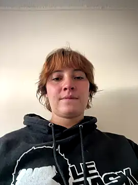 Maggie Geller online show from December 18, 7:07 pm