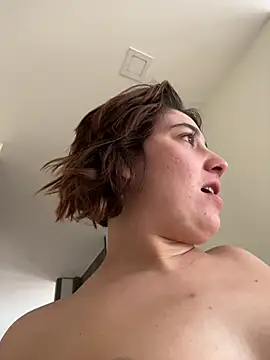Maggie Geller online show from June 24, 6:28 pm