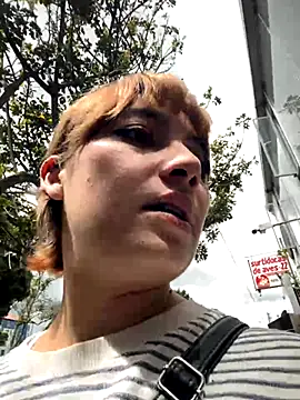 Snapshot of Maggie_Geller chatting on November 27, 4:29 pm Maggie Geller online show from November 27, 4:29 pm