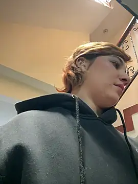 Maggie Geller online show from February 10, 6:51 pm