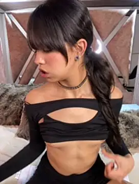 Snapshot of Isabella_Rizzo chatting on February 7, 5:40 pm Isabella Rizzo online show from February 7, 5:40 pm