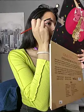 Snapshot of Isabella_Rizzo chatting on February 14, 3:15 pm Isabella Rizzo online show from February 14, 3:15 pm