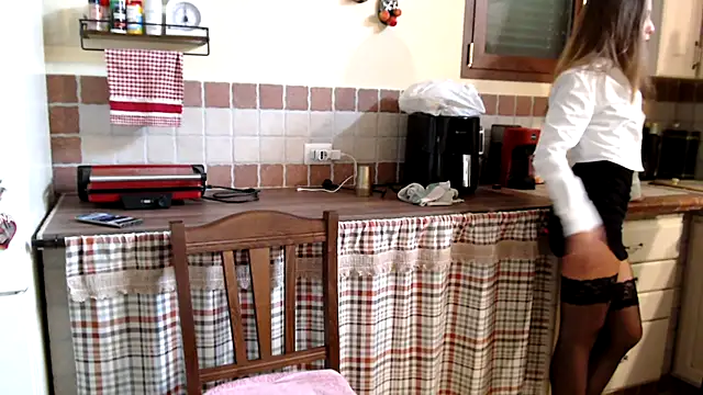 Hilary 283 online show from March 8, 1:25 pm