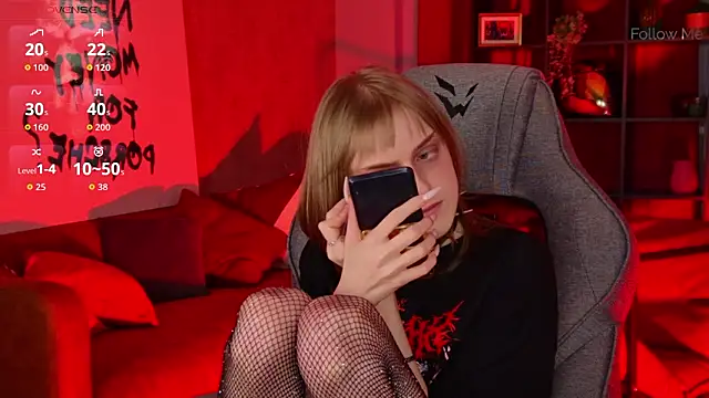 KiraMontoya online show from March 21, 2:46 am