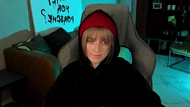 KiraMontoya online show from November 1, 2:44 pm