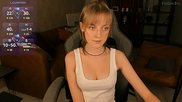 KiraMontoya online show from November 6, 5:28 pm